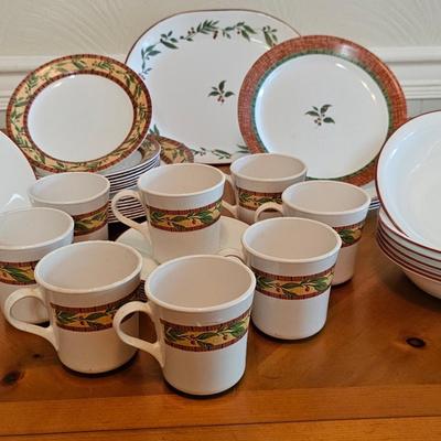 Corelle by Corning - Holiday Design