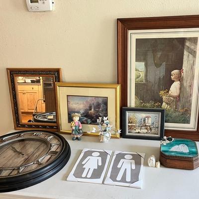 Diverse Decor & Artwork Collection