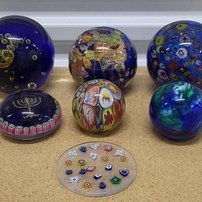 Paperweight Variety - Lot 3 (1127)