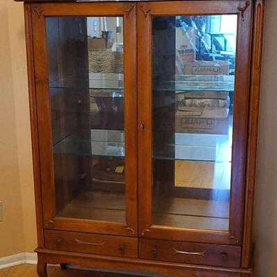 China Cabinet (1127) 