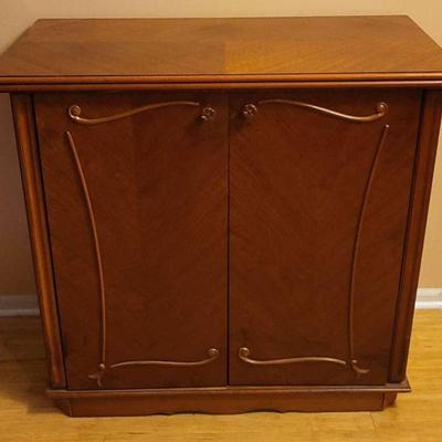 Dining Room Cabinet (1127) 