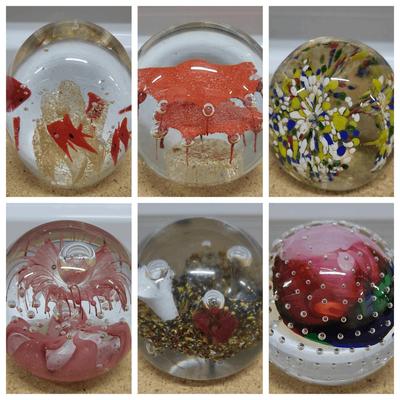 Paperweight Variety - Lot 2 (1127)