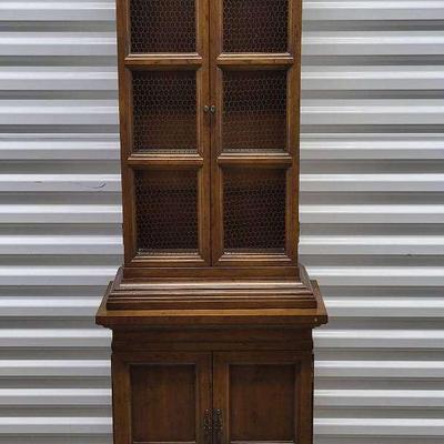 Small Cabinet w/ Chicken Wire Detail (1132)