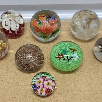 Paperweight Variety - Lot 4 (1227)