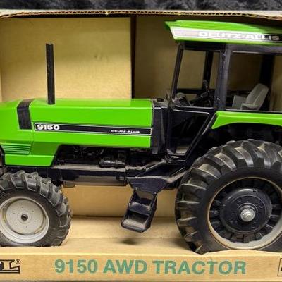 Ertl 1/16 Scale Deutz-allis 6260 diecast 4x4 tractor green and black
