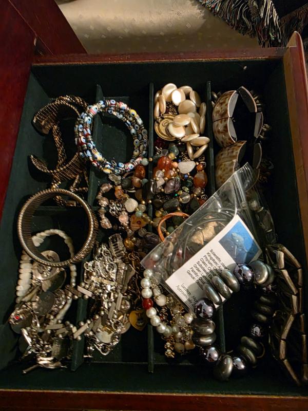 Sale Photo Thumbnail #63