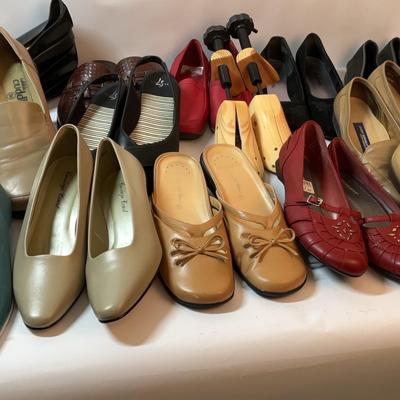 Women’s Comfort Shoe Collection – Multiple Styles & Colors Size 9-9.5