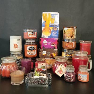 Candle & Fragrance Collection with Woven Baskets