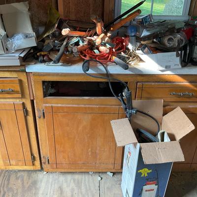 Workshop Tools, Materials And Supplies 