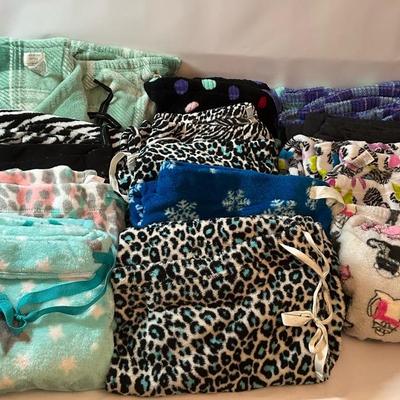 Women’s Pajama and Loungewear Collection – Assorted Sizes and Styles Large-2XL