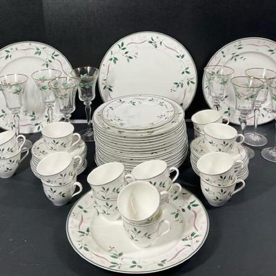 Mikasa Holiday-Inspired Dinnerware and Glassware Set   