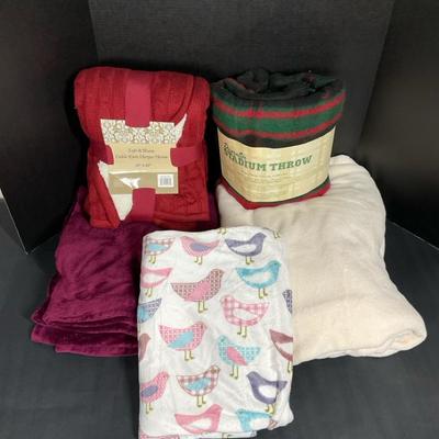 Lot Of Cozy Throw Blankets 
