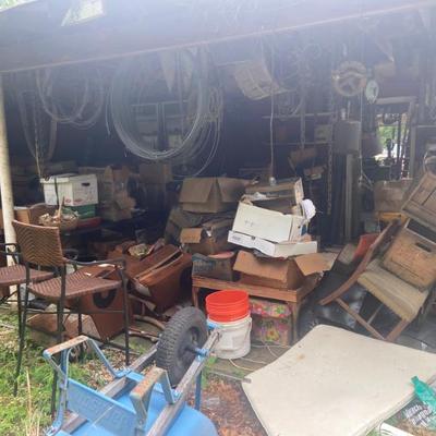 Estate sale photo