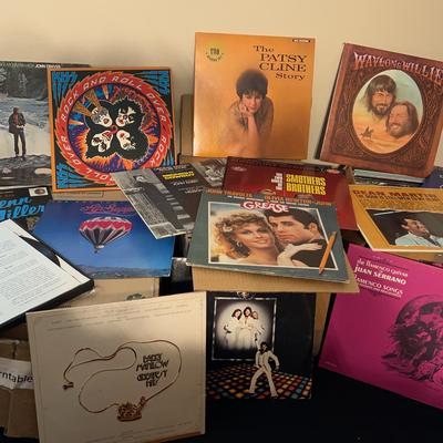 Turntable And 33 LP’s, Variety Of Genres Lots Of Flaminco 