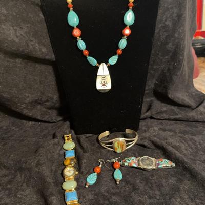 Blue And More Jewelry 