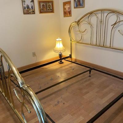 King Brass Bed And Lamp
