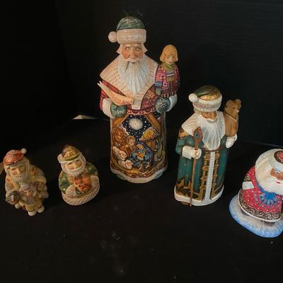 DeBrekht Santa Decor