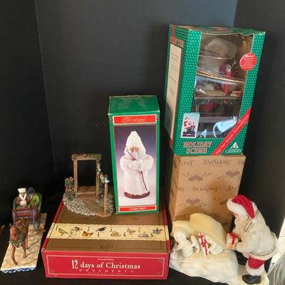 Christmas Cheer Collectible Decors 