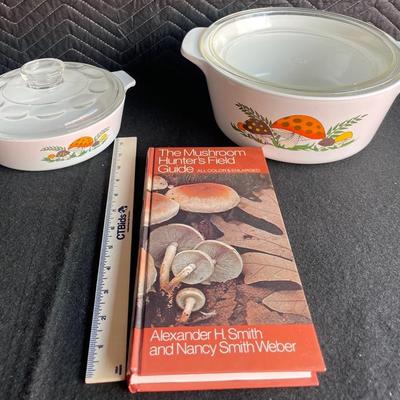 Corning Ware Vintage Merry Mushroom Set
