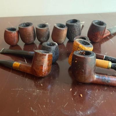 11 Smoking Pipes in Various Styles and Finishes