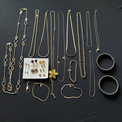 Gorgeous Gold Tone