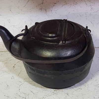 Cast Iron Kettle