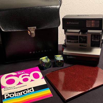 Polaroid Camera 