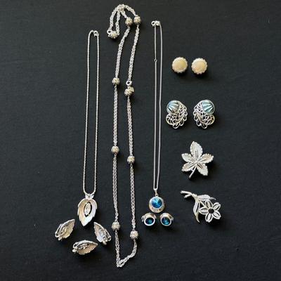 Vintage Silver Toned Sarah Coventry 