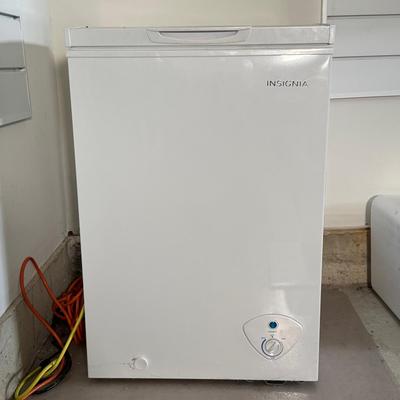 Insignia Chest Freezer