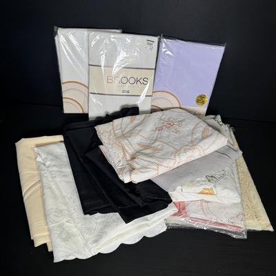 Banquet Table Linens
