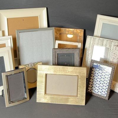 Picture frame grab bag