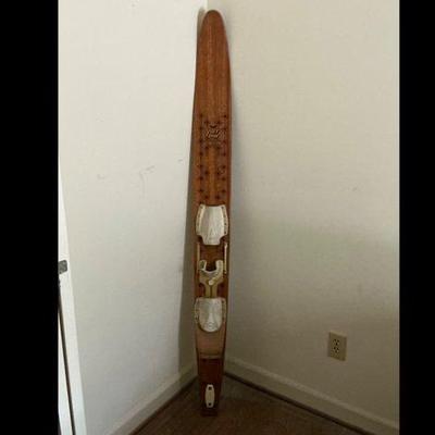 Slalom Ski