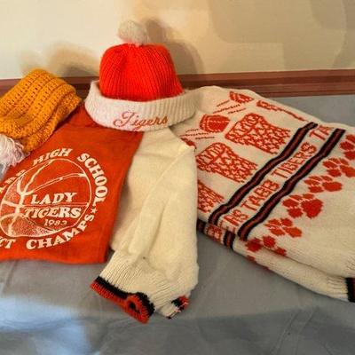 Vintage Tabb Tiger Spirit Clothes