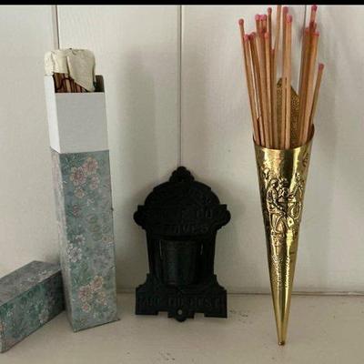 Richmond Stove Co. Match Holder