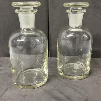 Antique Apothecary Pharmaceutical Bottles with Stoppers, 2 Pcs  