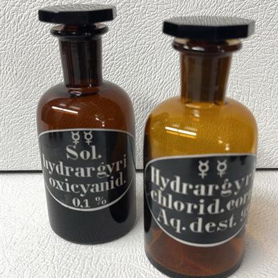 Antique Amber Apothecary Pharmaceutical Glass Bottles With Lids, 2 Pcs