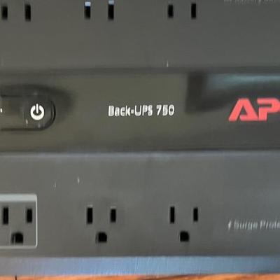 APC Battery Backup - UPS 750