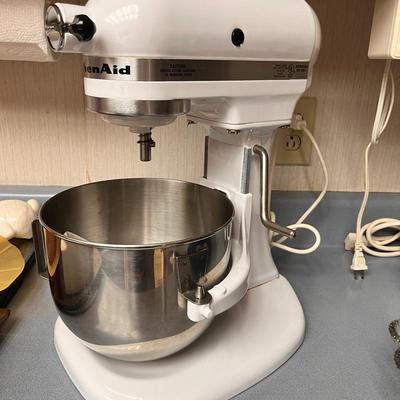 KitchenAid Model K5SS Heavy Duty Mixer
