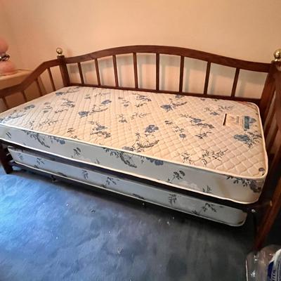Trundle Bed with Two Twin Mattresses