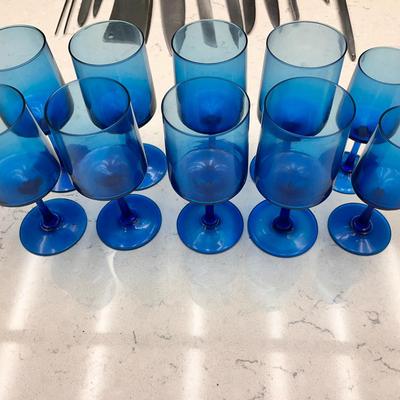 10 1960s Mid-Century Modern Empoli Italian Aqua Blue Glasses 