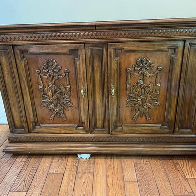 Heritage Solid Wood Buffett Cabinet 