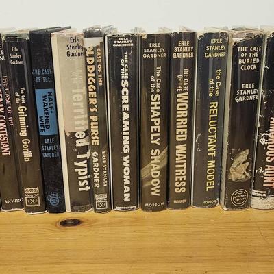 Erle Stanley Gardner Collection Of 18 First Edition Books 