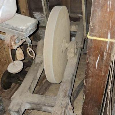 Working grinder