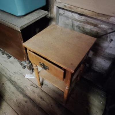Ethan allen side table
