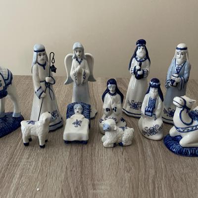 Kurt Adler Delft Nativity Figures