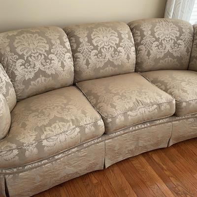 Master Craft Classics Couch