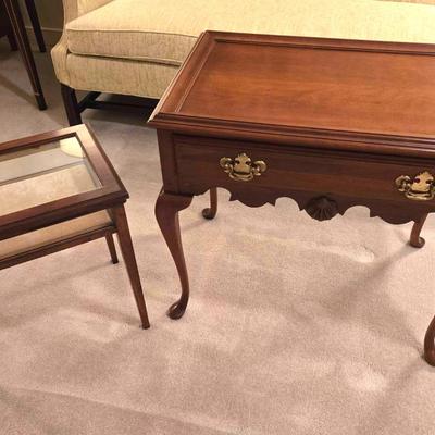 Vintage Table W Cabriole Legs & Display Table