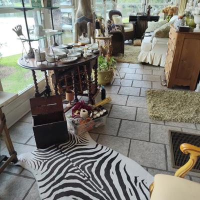 Sale Photo Thumbnail #43