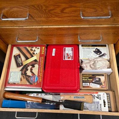 Sale Photo Thumbnail #40