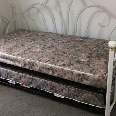 Day Bed, Double Mattress